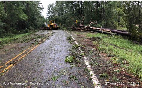 Photos National Guard Dots Scramble To Clear Roads After Hurricane