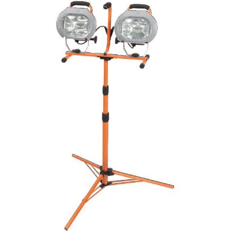 Hdx 1000w Halogen Twin Head Tripod Work Light The Home Depot Canada