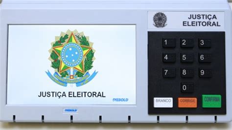 Entenda como funciona uma urna eletrônica e por que ela é segura