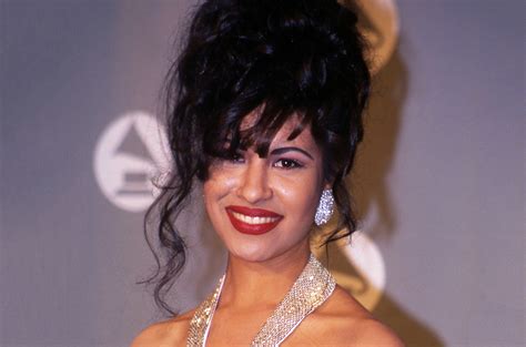 Selena Quintanilla Perez Singing