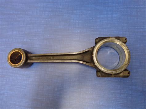 General Motors Rebabbitted Engine Connecting Rod Gm