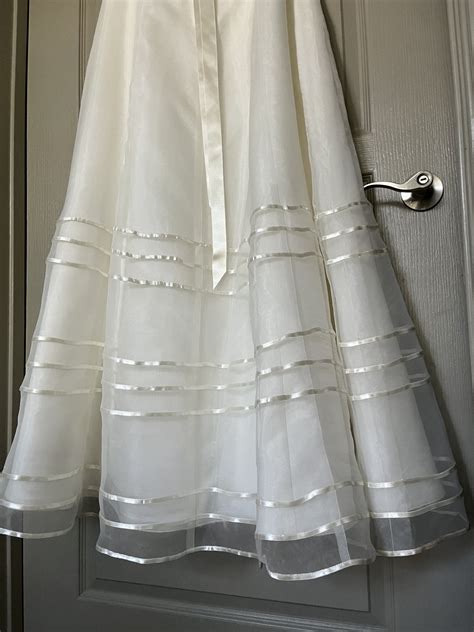 David's Bridal Wedding Dress - Stillwhite