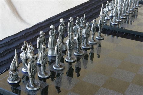 Pewter Civil War Chess Set | The International Association of Penturners