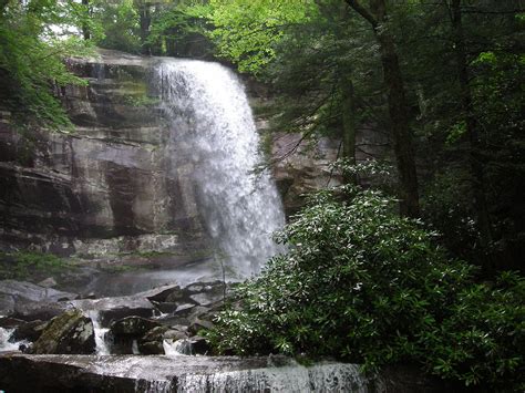 Rainbow Falls Trail Smoky Mountain Golden Cabins