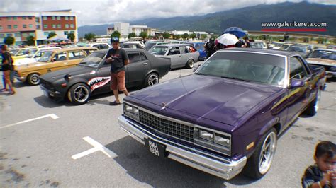 The Best Retro Car Mega Gathering K Upsi Tanjung Malim Closeup