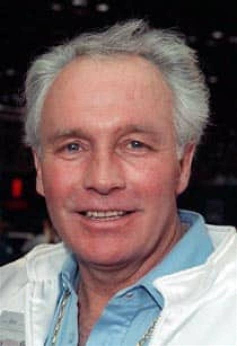 Motorcycle daredevil Evel Knievel dies | CBC News