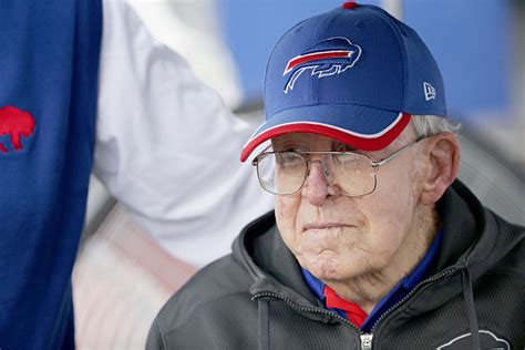 Former NFL Head Coach Buddy Ryan Dies