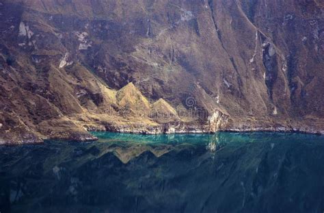 Green Water In Laguna Quilotoa Stock Photo Image Of Green Park