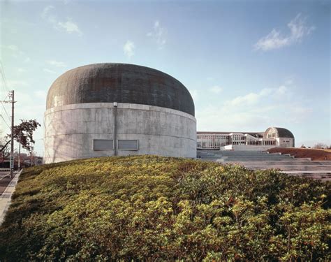 10 Things That Shaped The Work Of Arata Isozaki The Strength Of