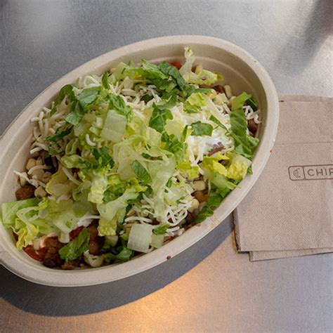 Here’s The Real Reason You Should Never Order A Salad Bowl At Chipotle - SHEfinds