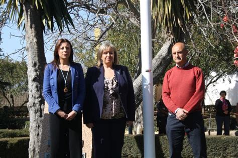 Ronda conmemora el Día de Andalucía en el paseo de Blas Infante