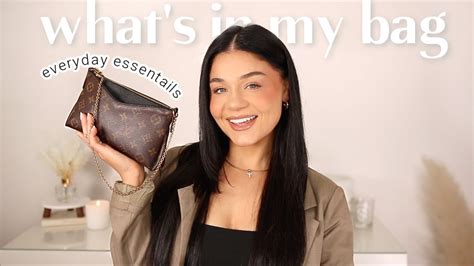 Whats In My Bag Essentials Youtube