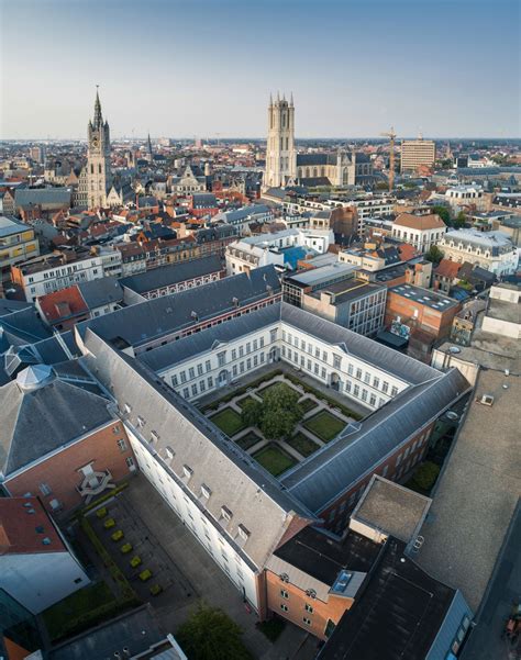 Een Blik Op Onze Faculteit Faculteit Recht En Criminologie