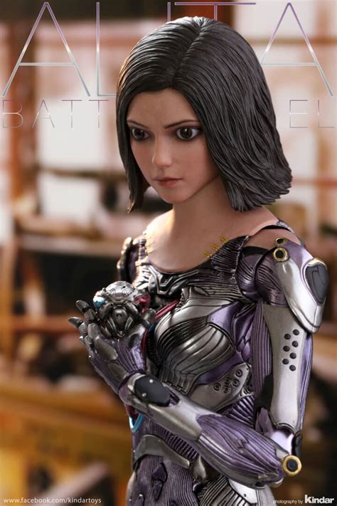 Hot Toys Alita Battle Angel Figround