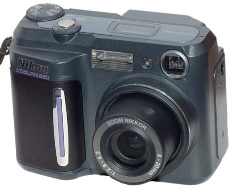 Nikon Coolpix 880