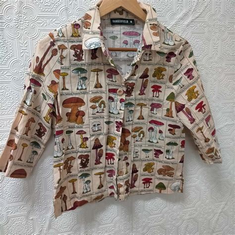 Dangerfield Size 8 Mushroom Print Cropped Button Up Shirt Vguc