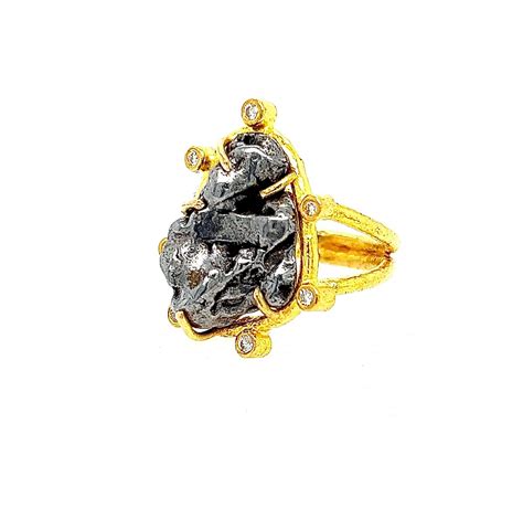 Meteorite Ring with Diamonds – Ara 24K Collections