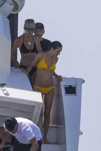 Jennifer Connelly In A Yellow Bikini The Nip Slip