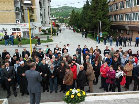 Zdici info Zavidovići Obilježen Dan kakanjskih šehida i poginulih