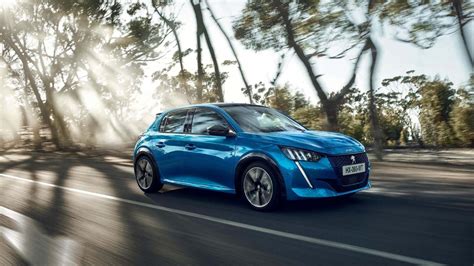 Prices and Specifications for Peugeot 208 GT 2023 in UAE | Autopediame