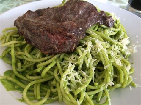 peruvian tallarin verde con bistec recipe