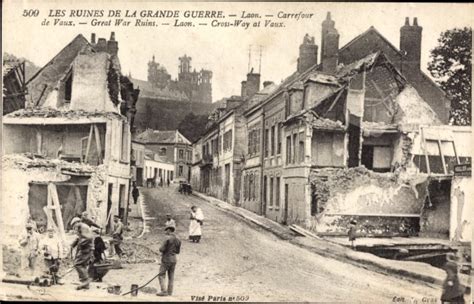 Ansichtskarte Postkarte Laon Aisne Carrefour De Vaux Akpool De