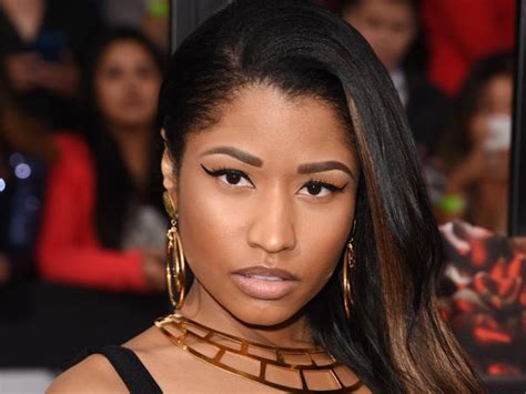 Nicki Minaj Ditches The Flashy Wigs For Her Natural Hair Black Hair