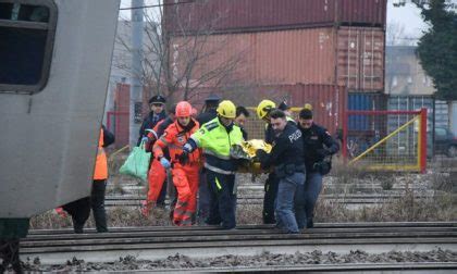 Treno Deragliato A Pioltello Una Delle Vittime Era Residente A Vanzago