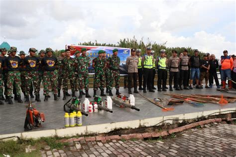 Bhakti Sosial Peduli Wabah Demam Berdarah Prajurit Yonmarhanlan Xii