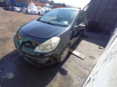 Renault Clio III 3 06r 1 2 16V 3D Wszystkie Części Lakier NV676 Drzwi