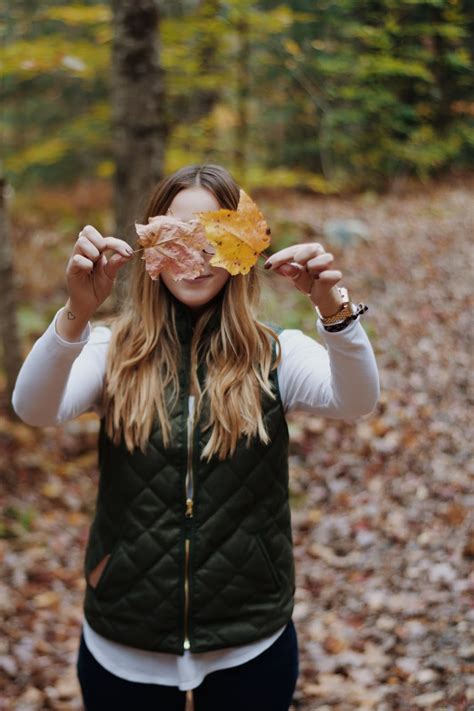 N I C H O L L E S O P H I A: Apple Picking & Fall Foliage