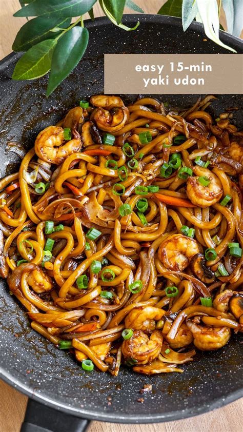 Easy 15 Minute Yaki Udon Stir Fried Udon Noodles Cookerru Recipe