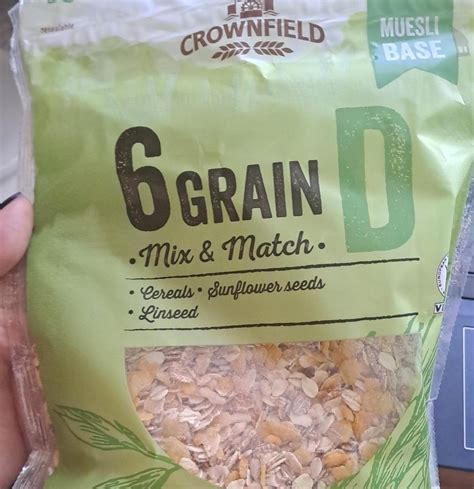 6 grain muesli base Crownfield kalória kJ és tápértékek Dine4Fit hu