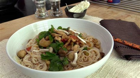 Vermicelles Chinois Au Poulet Et Aux Champignons Cuisine All G E