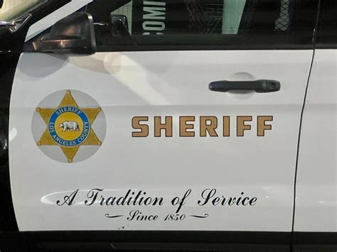 Lasd Deputy Arrested For Allegedly Smuggling Drugs Into County Jail