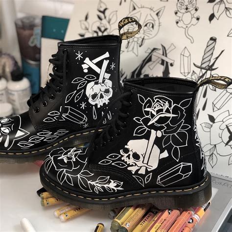 Custom painted Doc Martens boots | Boots diy, Cute shoes, Doc martens boots