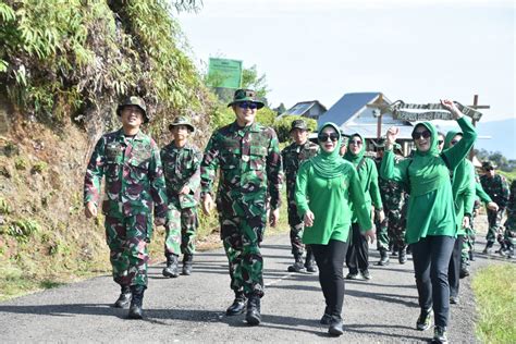 Tradisi Satuan Korem Gapo Di Gunung Dempo Kota Pagar Alam