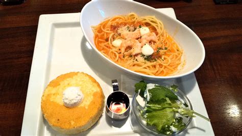 星乃珈琲「海老とモッツァレラチーズのトマトクリームスープスパゲッティー＆パンケーキプレート やまなし歯科のブログ