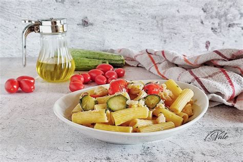 PASTA CON MERLUZZO ZUCCHINE E POMODORINI Veloce E Deliziosa Ricetta