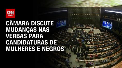 Deputados analisam o mérito do projeto da minirreforma eleitoral CNN