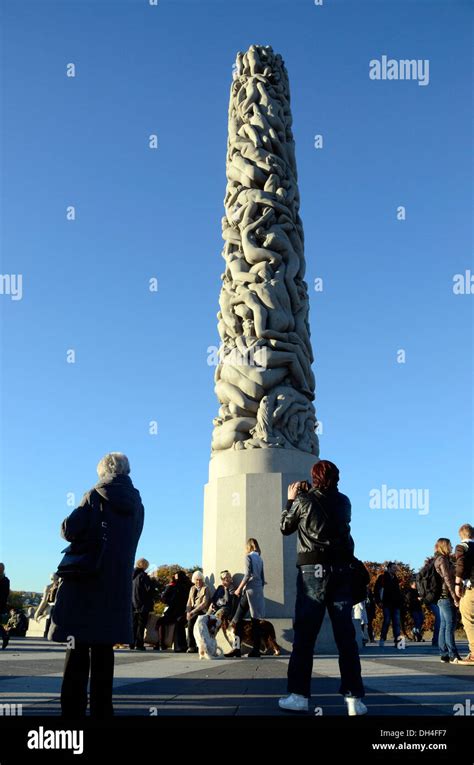 El Monolito Parque De Esculturas Vigeland Esculturas De Granito Del