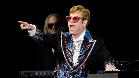 Último Concierto Elton John A Qué Hora Y Dónde Verlo Streaming — Rockandpop