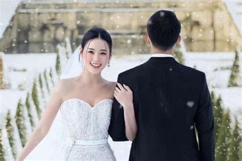 Hot girl Midu nhận quà đặc biệt trước thềm đám cưới cổ tích Tạp chí Người Đưa Tin