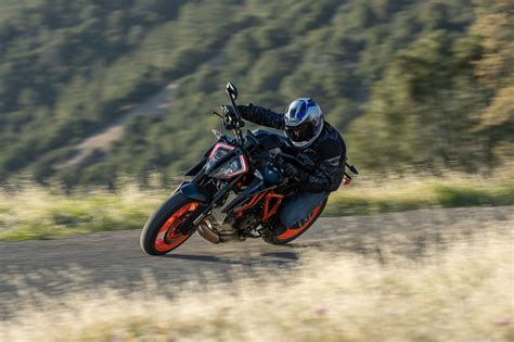 Ktm Super Duke R Evo Road Test Review Rider Magazine