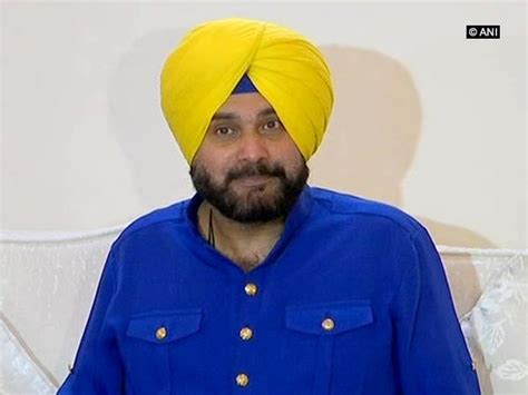 Imran Khan Sends Formal Invitation To Sidhu For Kartarpur Corridor