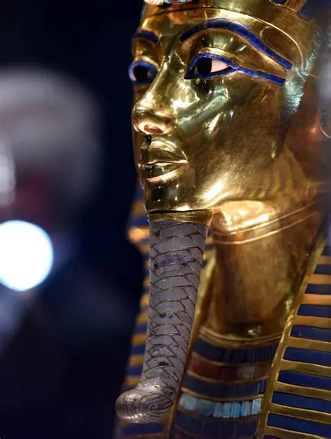 Selesai Diperbaiki Topeng Tutankhamun Dikembalikan Ke Museum Foto