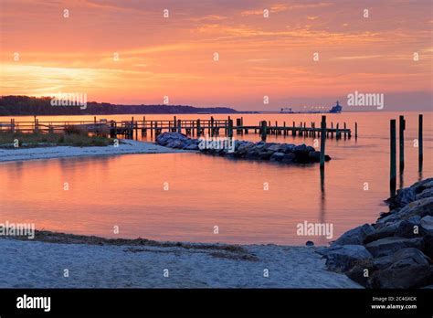 Beach in Yorktown, Virginia, USA Stock Photo - Alamy