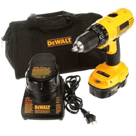 Dewalt 18 Volt Nicd Cordless 12 In Compact Drilldriver Kit With 2 Batteries 12ah Charger