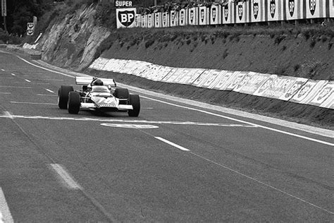 Pour Le Légendaire Jacky Ickx Charade Est Un Circuit Mythique