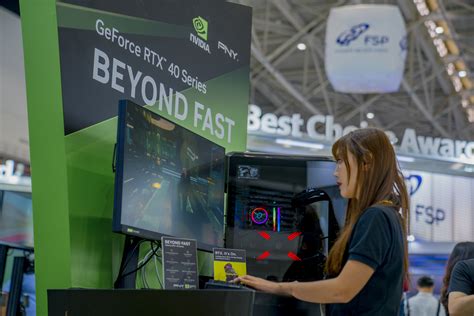 Computex Centenas De Notebooks Geforce Rtx Studio Placas De